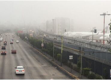 AICM reanuda operaciones tras banco de niebla