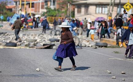 Partidarios de Evo Morales levantan bloqueos carreteros tras más de 20 días; piden diálogo con presidente de Bolivia
