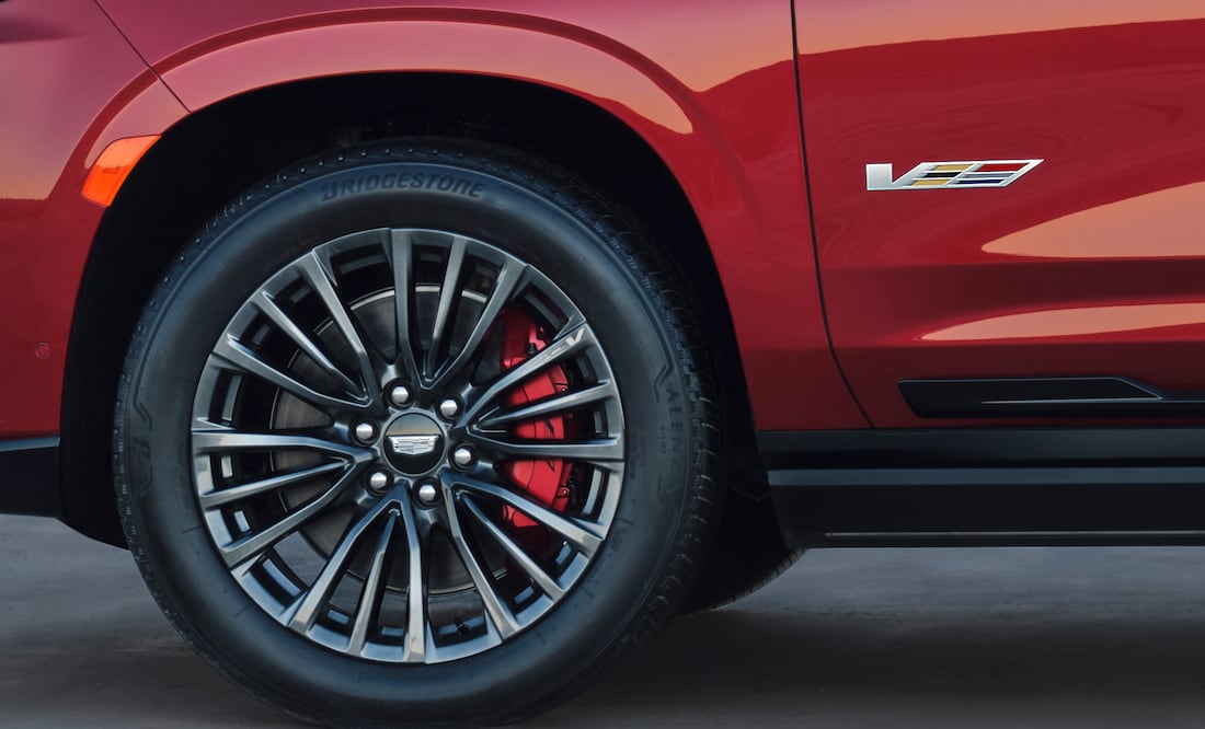 Estos son los significados de las siglas más comunes en los autos.