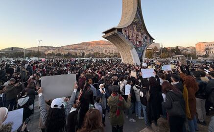 Dan toque de queda en el centro y el oeste de Siria; reportan muertos en enfrentamientos en varias ciudades