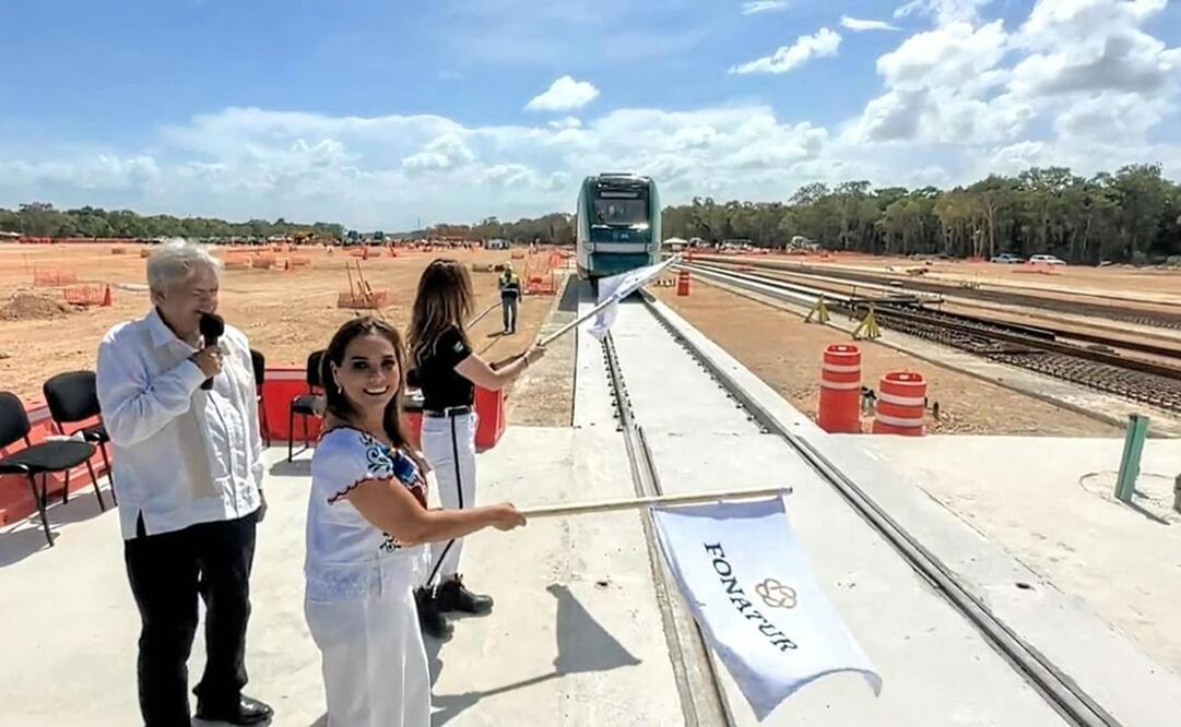 Gobernadora Mara Lezama en llegada de primer convoy del Tren Maya a Cancún. Foto: Especial