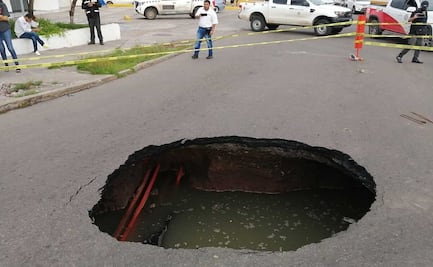 Lluvias forman enorme socavón en Culiacán