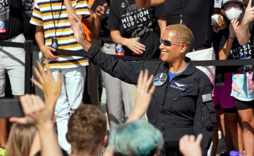 Ellos son los civiles que pasarán tres días en el espacio en un vuelo de SpaceX