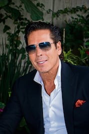 Famosos dominarán su ego en el “Hotel VIP” conducido por Roberto Palazuelos