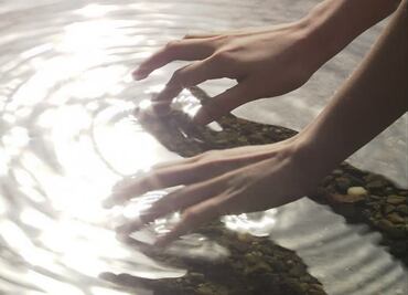 Conoce la extraña alergia al agua