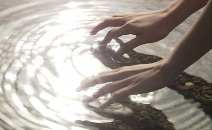 Conoce la extraña alergia al agua