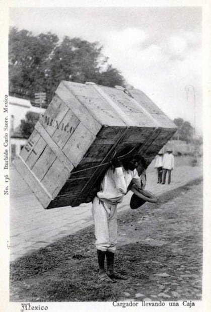 De los cargadores en carreta a los camiones de mudanzas