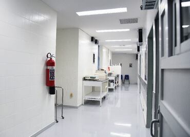 Milagros, una menor de Colima, contrae neumonía tras ir a balneario