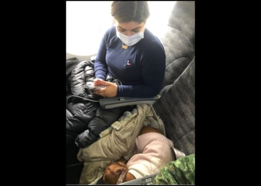 Avión con mexicanos evacuados de Ucrania realiza parada en Canadá