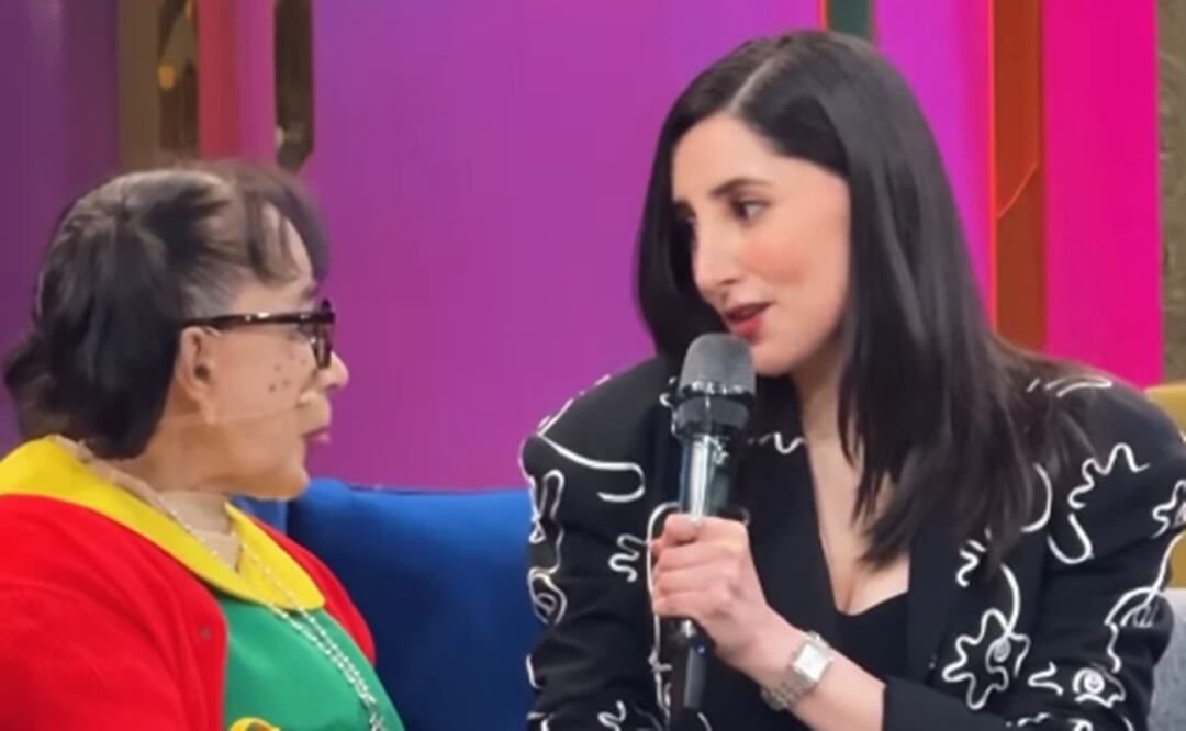 La Chilindrina reapareció en televisión a los 75 años junto a la Paola Montes de Oca, quien le dio vida en "Chespirito: sin querer queriendo"