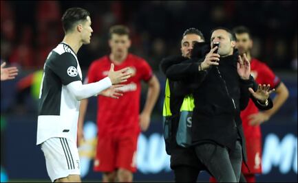 Cristiano Ronaldo intentó agredir a un aficionado 
