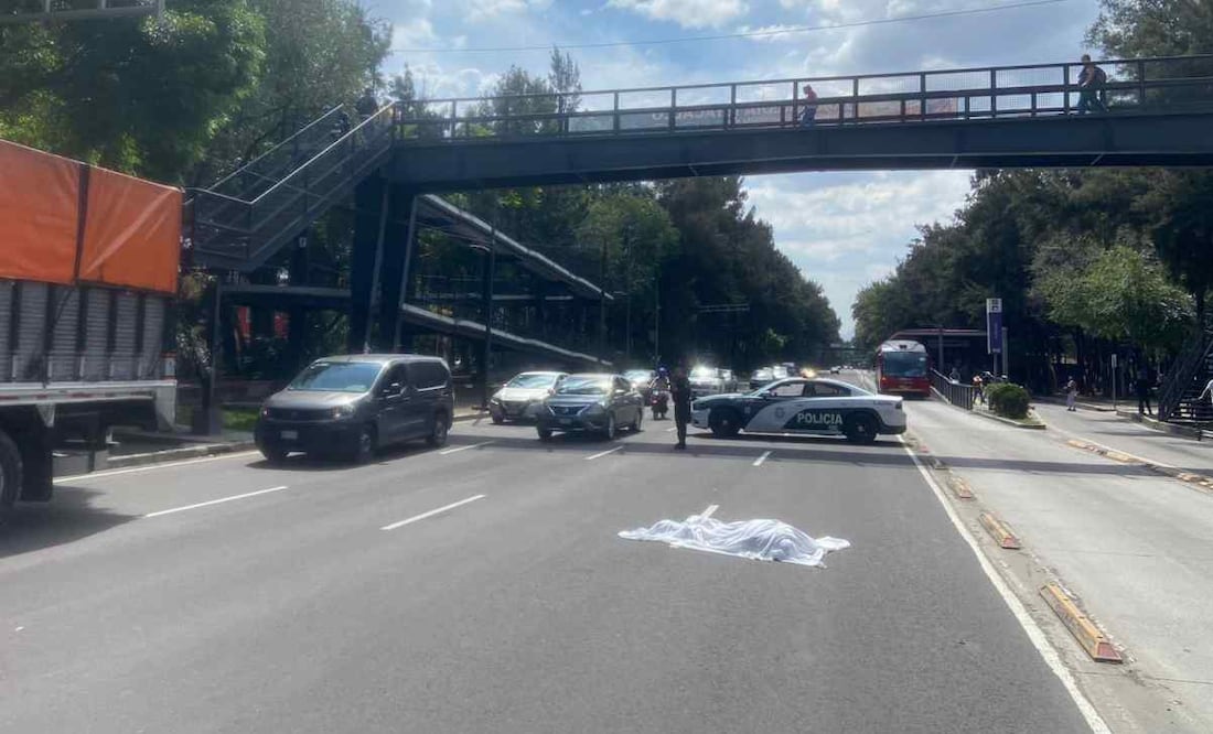 Adulto mayor muere arrollado por motociclista sobre Eje 4 Sur. Foto: Juan Carlos Williams/EL UNIVERSAL
