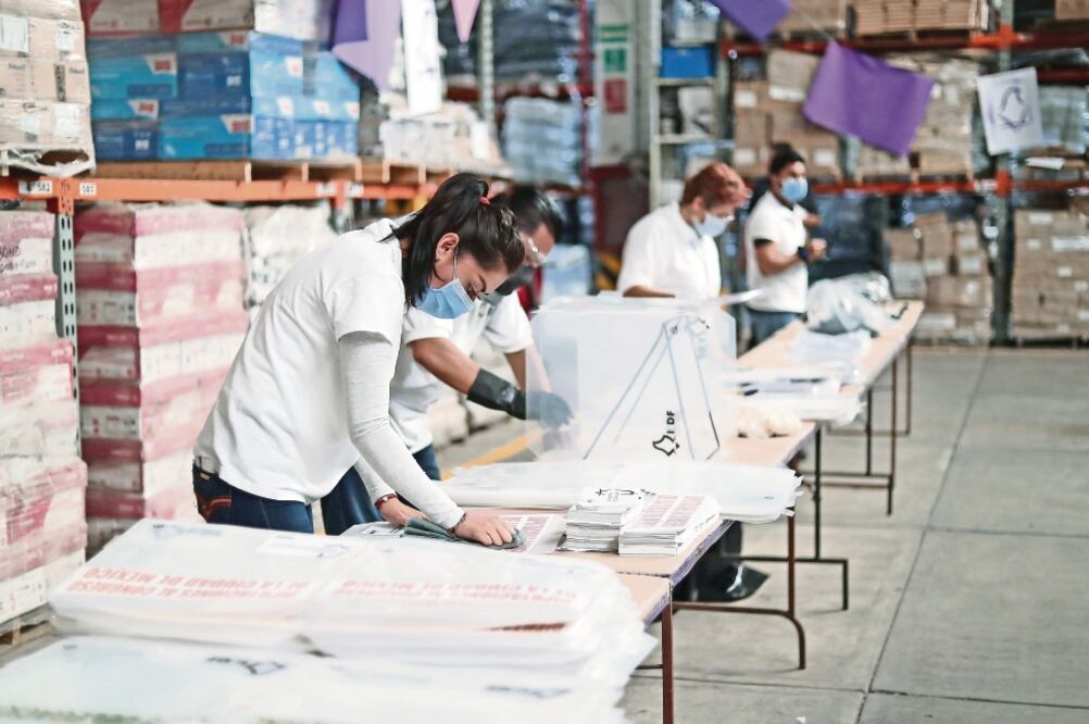 El instituto dio a conocer los diseños y el proceso de reutilización de los materiales electorales que se ocuparan en las próximas elecciones para jefatura de Gobierno, alcaldías, y diputaciones al Congreso de la Ciudad de México (ALEJANDRO ACOSTA)