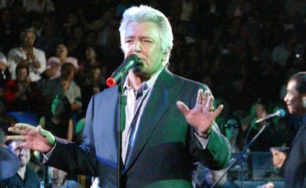 Alberto Vázquez cancela shows por parálisis facial