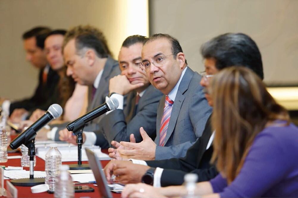 Alfonso Navarrete (Segob) encabezó la reunión trimestral de seguimiento de las recomendaciones de la CNDH. (TOMADA DE TWITTER)