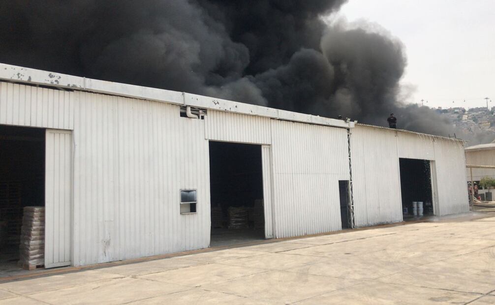 Incendio en San Pedro Xalostoc. Francisco Rodríguez / EL UNIVERSAL