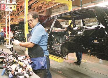 Ven déficit de 15 millones de empleos en 18 años