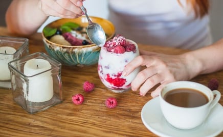 ¿Cuál es la fruta que cuida la salud del intestino?; es ideal para incorporar al desayuno