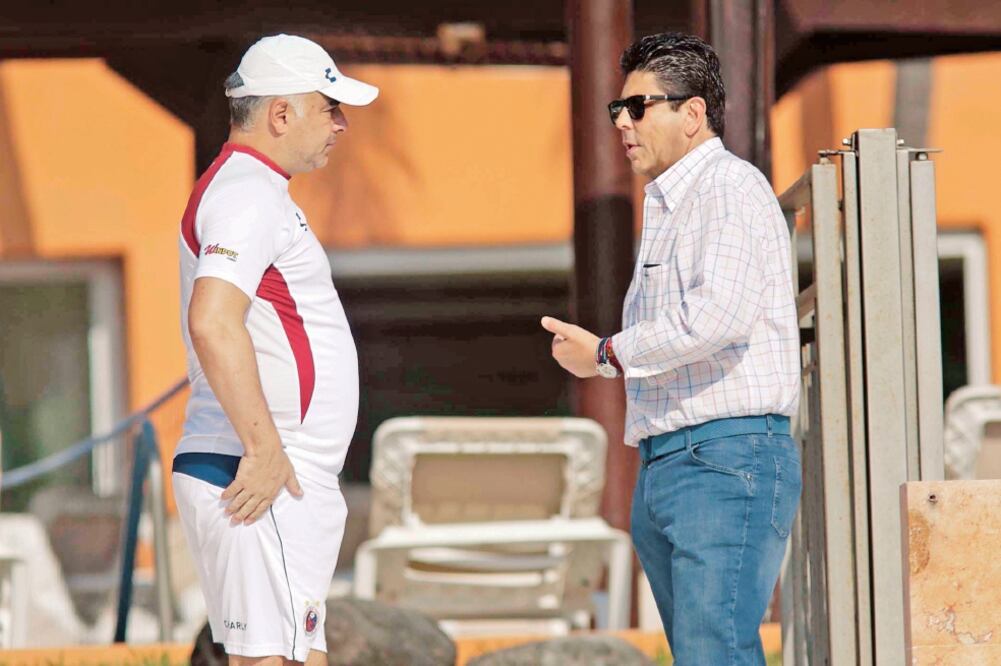 Fidel Kuri, dueño del Veracruz, asegura que el contrato fue sólo de palabra. (IMAGO7)