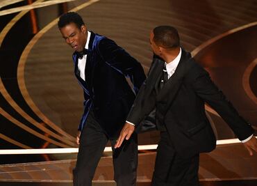 Camisas, tatuajes y hasta un videojuego: el negocio que creo la cachetada de Will Smith