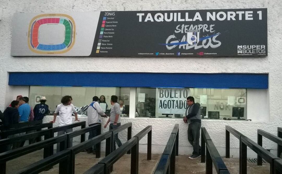 Las taquillas del estadio La Corregidora. Daniel Blumrosen 