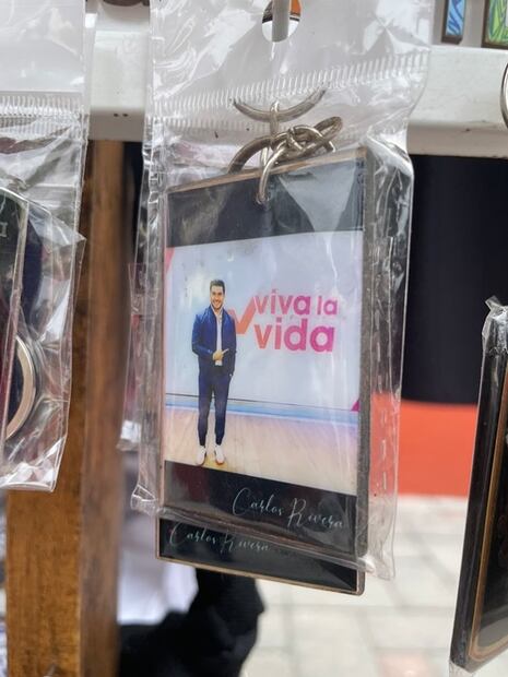 Huamantla presume sus tapetes y a Carlos Rivera