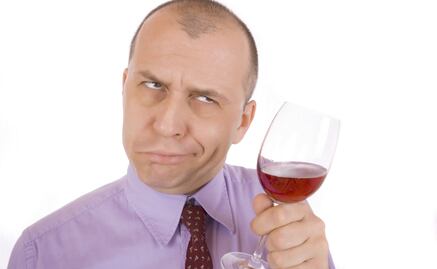 ¡No lo bebas, ya no sirve!