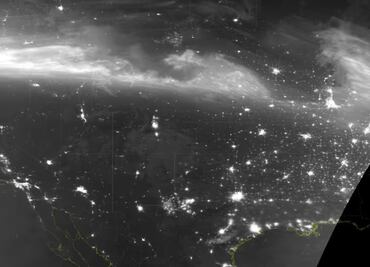 Las increíbles imágenes satelitales que muestran cómo se vio la tormenta solar geomagnética desde el espacio
