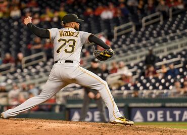 Arrestan a estrella de la MLB por sexting con menor