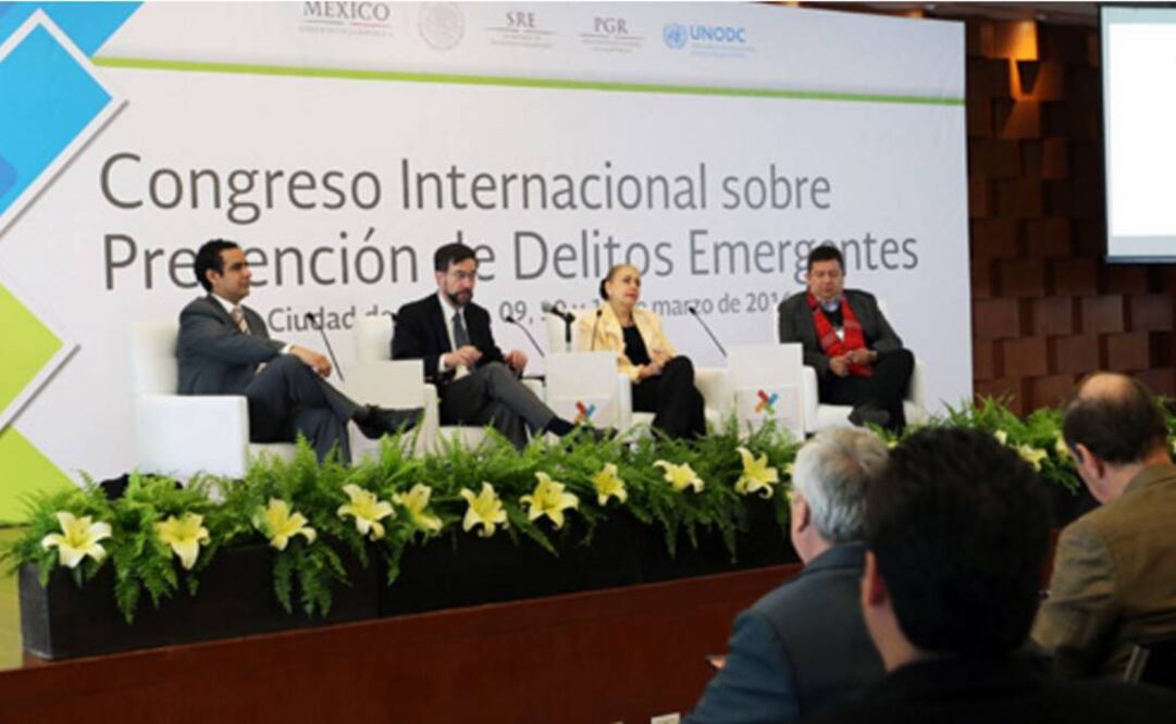 El panel dedicado al tráfico de bienes culturales se llevó a cabo en el marco del Congreso Internacional sobre Prevención de Delitos Emergentes. (FOTO: PGR)