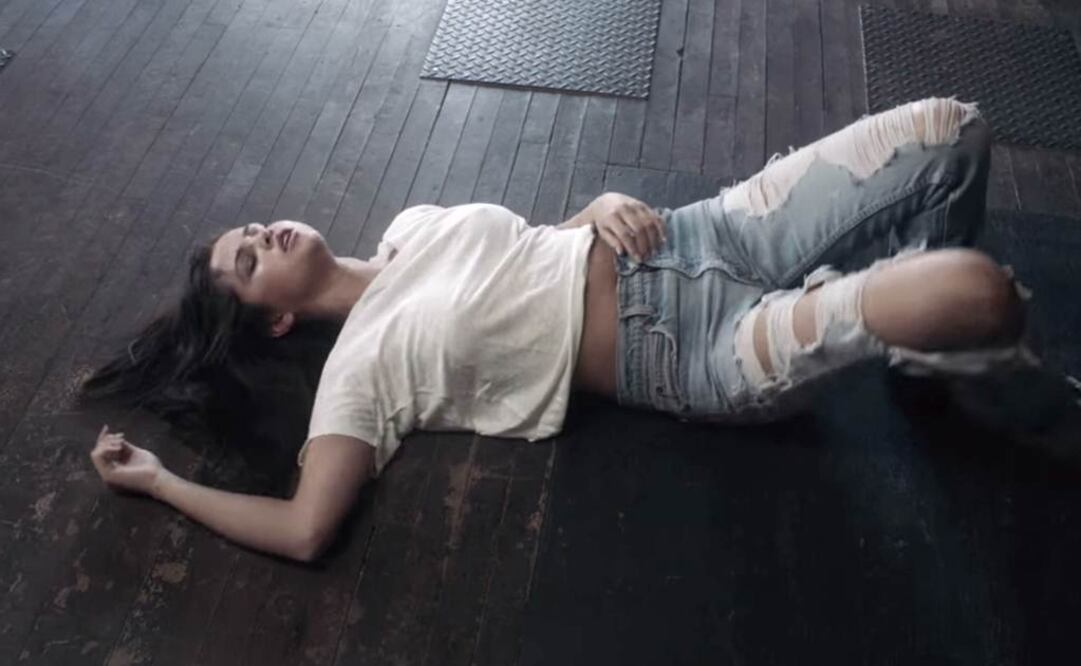 Selena Gomez y su manía de andar sin sostén