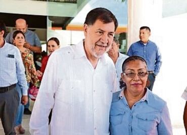 Gerardo Fernández lamenta el asesinato de Hipólito Mora