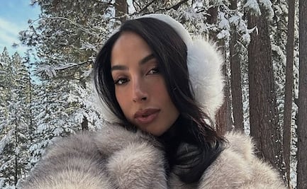 María Chacón deslumbra con maxivestido de estampado de cebra