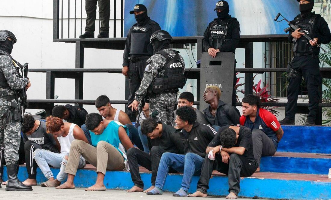 El presidente ecuatoriano, Daniel Noboa, está buscando celebrar un plebiscito en el país para aprobar la extradición de ecuatorianos como una medida para reforzar la seguridad en el país