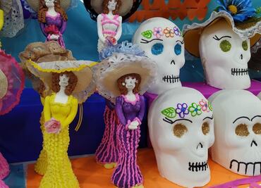 Día de Muertos: aquí se celebra con alfeñiques y un pan diferente