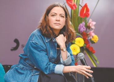 Natalia Lafourcade y Mónica Vélez, únicas vocales de la SACM