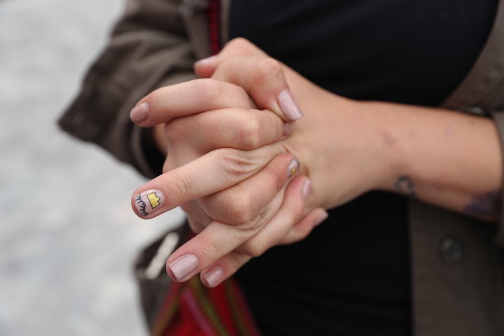 Verónica “N” asegura que con toda la información que ha recibido y las terapias a las que ha acudido hoy se siente lo suficientemente empoderada para no permitir una agresión más de su ex novio (LUCÍA GODÍNEZ. EL UNIVERSAL)