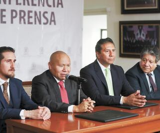 Alcaldes de Toluca y Tlalne también fueron amenazados