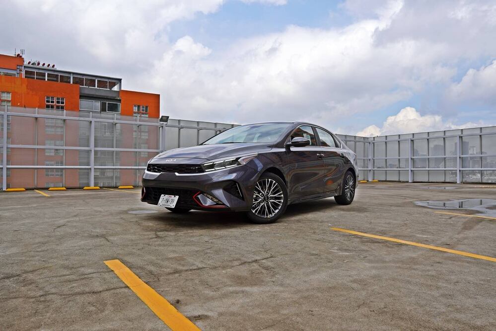 A prueba: KIA Forte 2022 GT, cambios pequeños pero sustanciosos