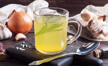 Conoce los beneficios de beber té de cebolla