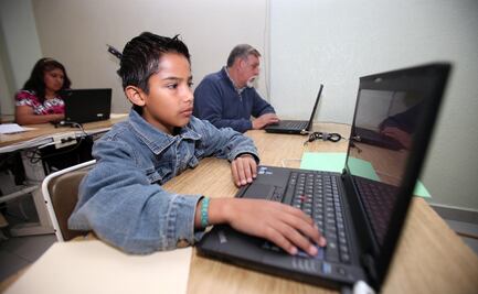 Entablar amistades por redes sociales, mitiga la sensación de aislamiento 