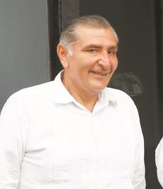 Diputados tabasqueños, entre la espada y la pared