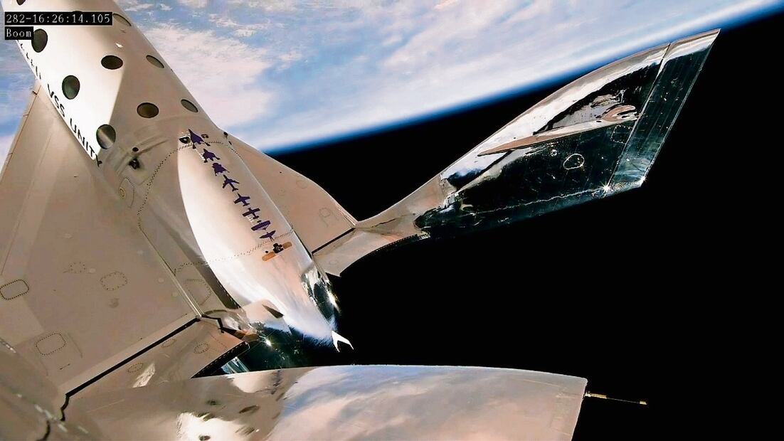 Cada asiento en Virgin Galactic cuesta 450 mil dólares para quien quiera
vivir la experiencia durante 60 minutos Foto: Especial