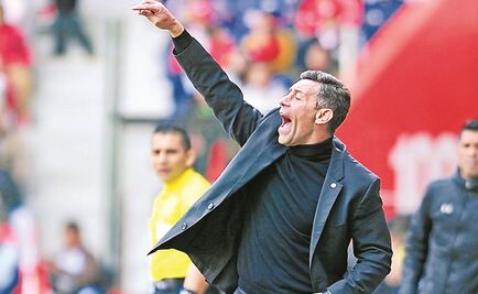 Caixinha siente que le faltan jugadores para poder ganar