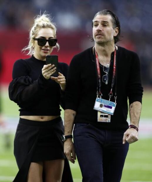 ¿Lady Gaga estrena romance?