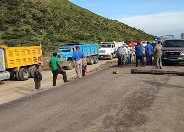 Por daños a caminos, campesinos zapotecos de Oaxaca bloquean obras de Línea K del Tren Transístmico