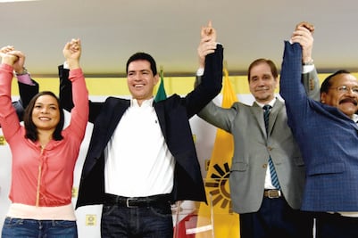 'Chuchos' pegan a Galileos