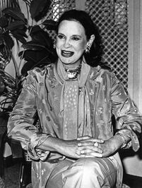 10 cosas que no sabías de Gloria Vanderbilt la mujer detrás de Desayuno en Tiffany's