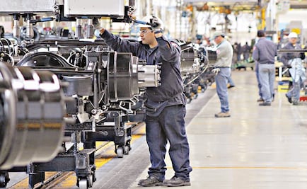 Industria automotriz cierra 2016 con crecimiento récord 