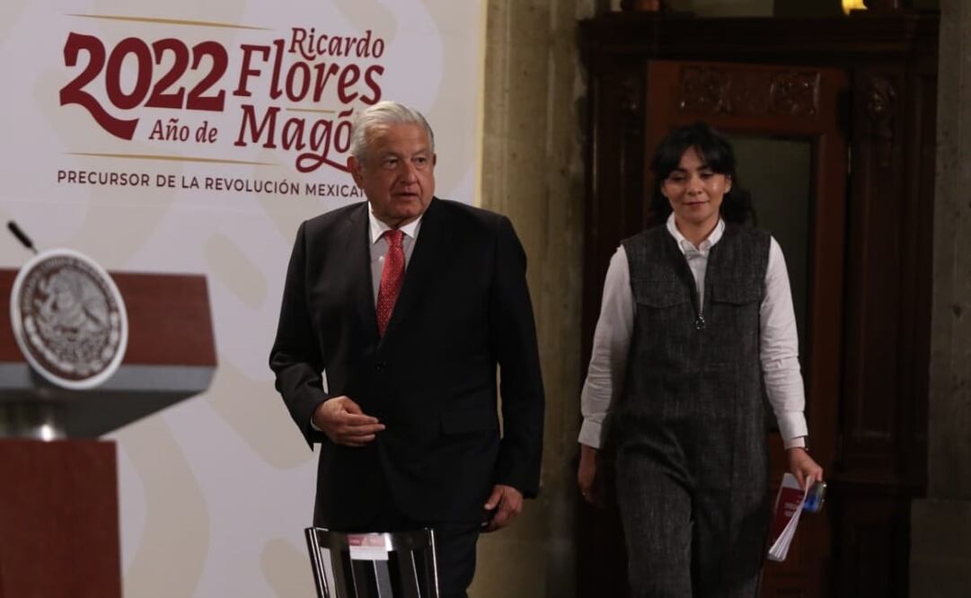 “Claudio X. González y todos ellos, con unos reverendos corruptos, pero en fin”, expresó López Obrador. Foto: Carlos Mejía / EL UNIVERSAL 